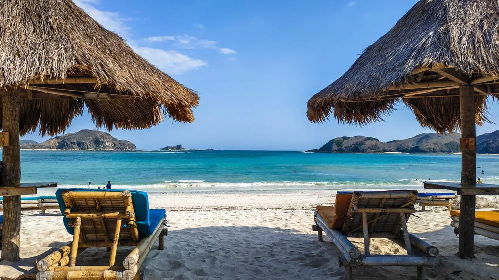 Paket Wisata Pantai Tanjung Aan